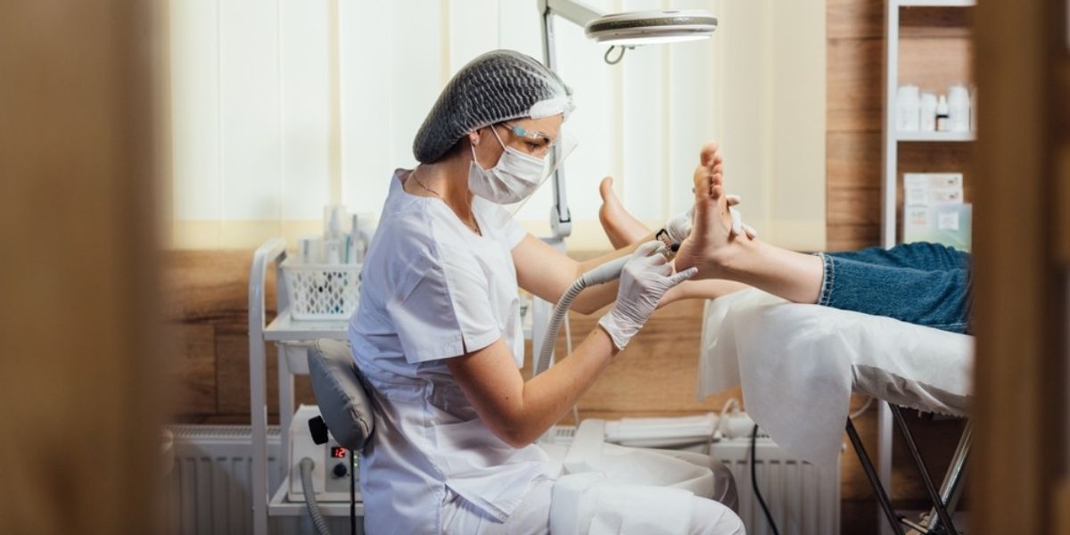 doctor for heel pain